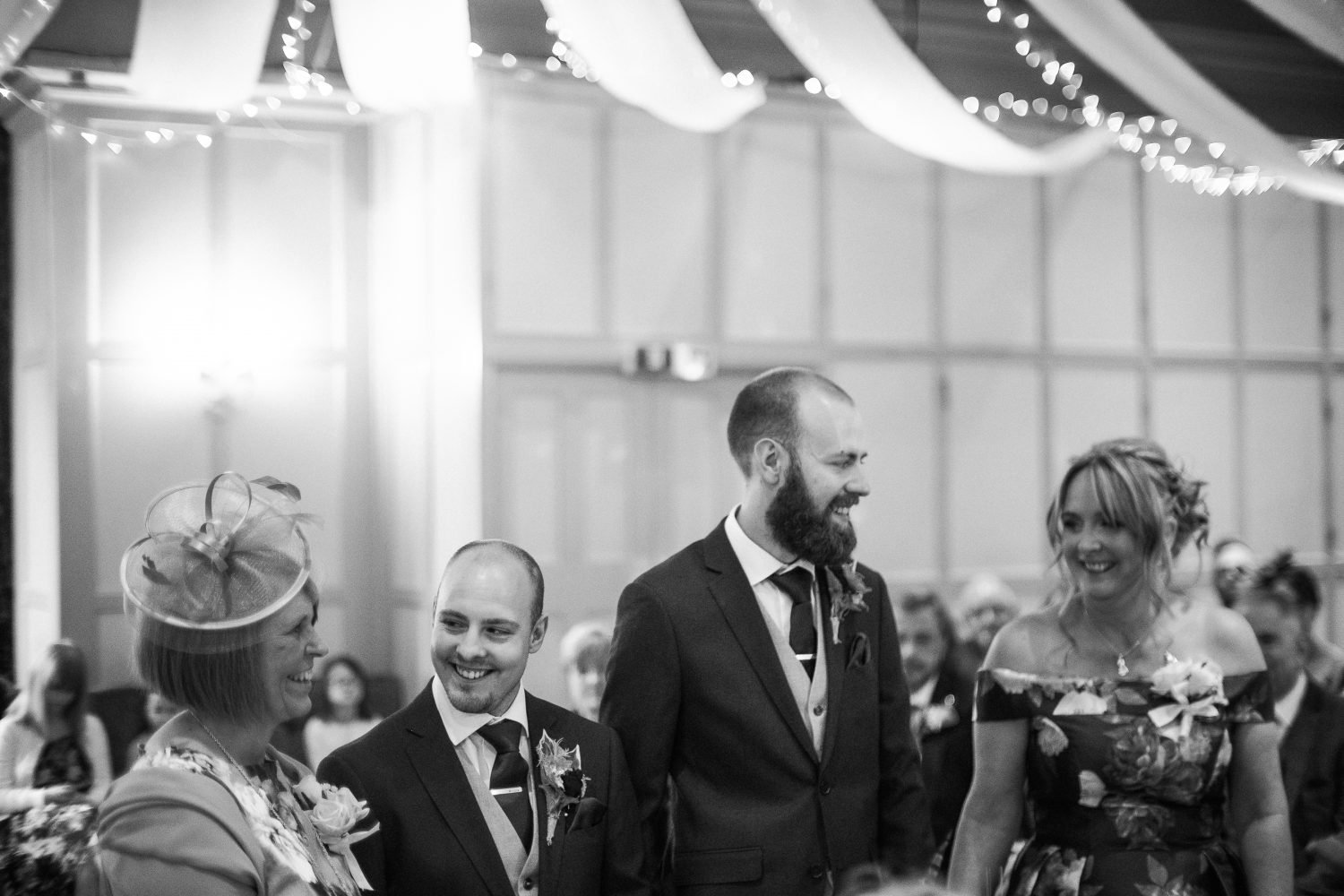 Martin & Brett SL-017 svg+xml;charset=utf