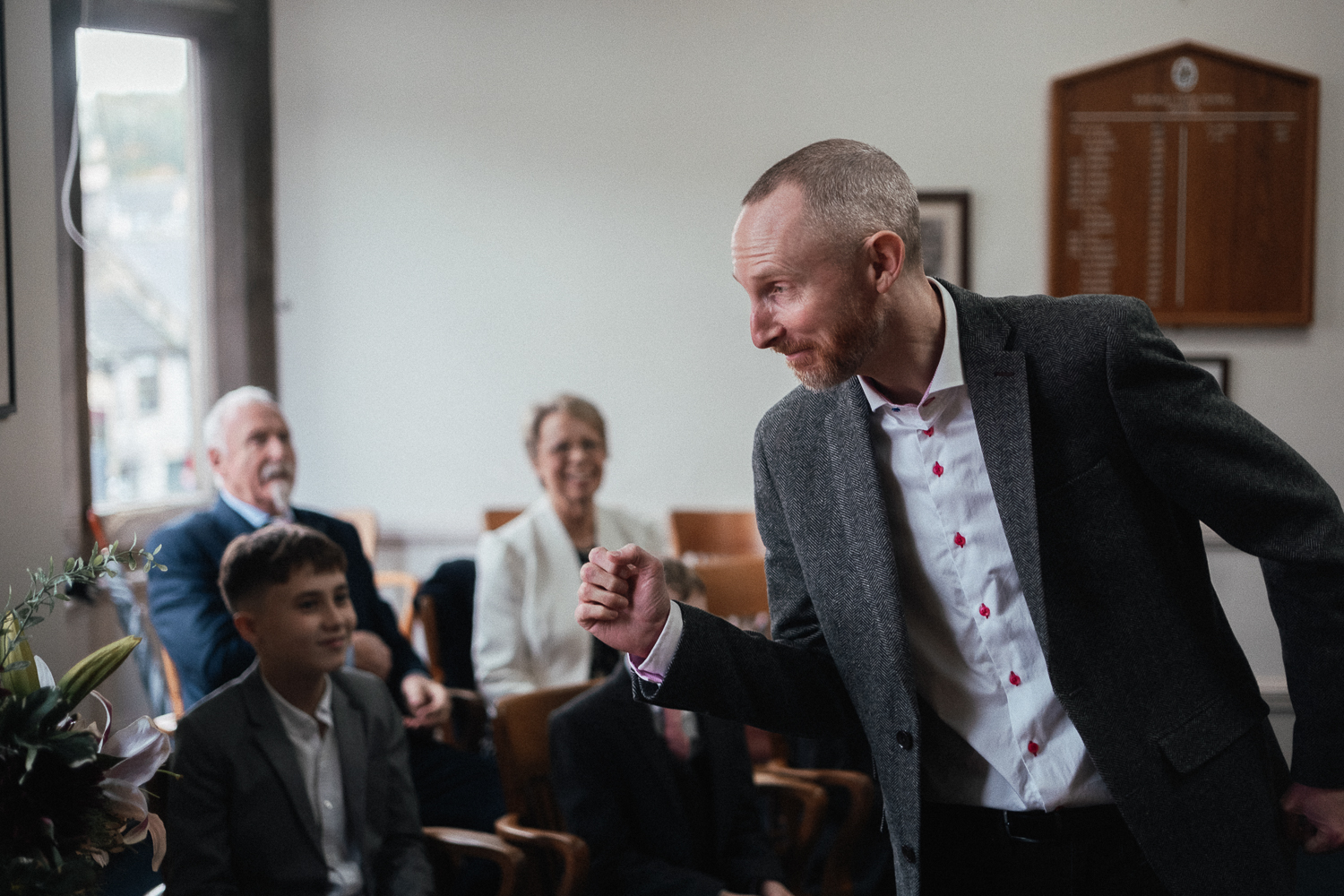 Bakewell Town Hall Micro Wedding-009 svg+xml;charset=utf