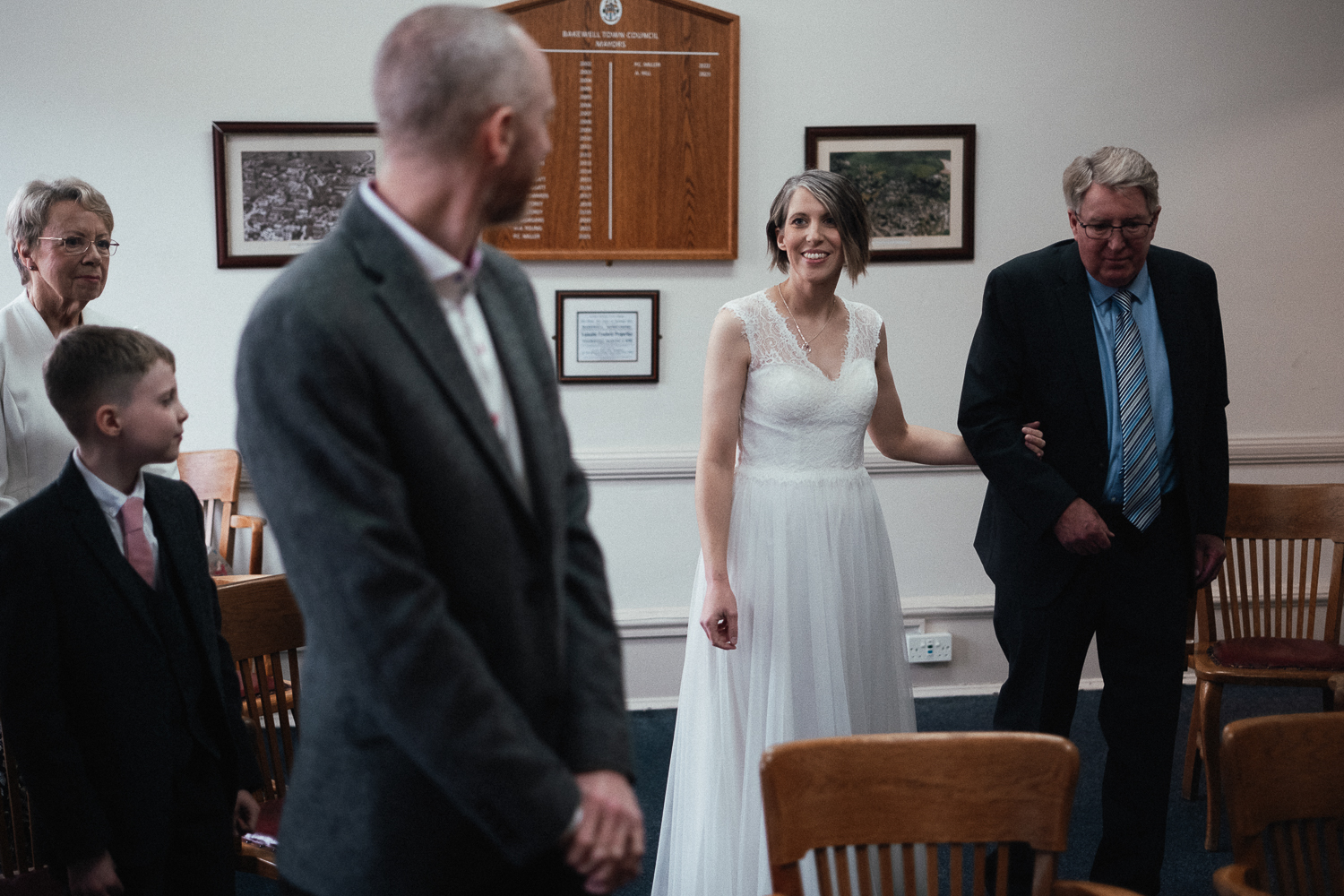 Bakewell Town Hall Micro Wedding-011 svg+xml;charset=utf