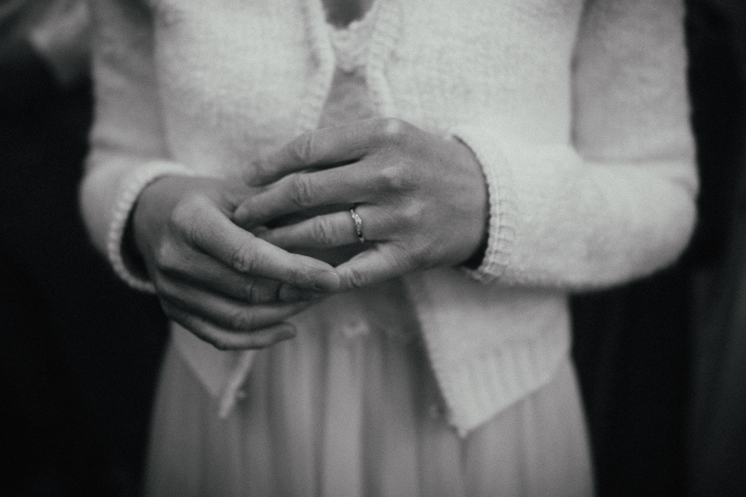 Bakewell Town Hall Micro Wedding-019 svg+xml;charset=utf