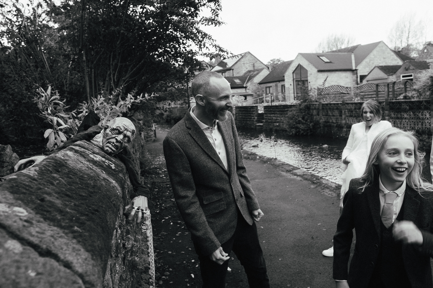 Bakewell Town Hall Micro Wedding-027 svg+xml;charset=utf