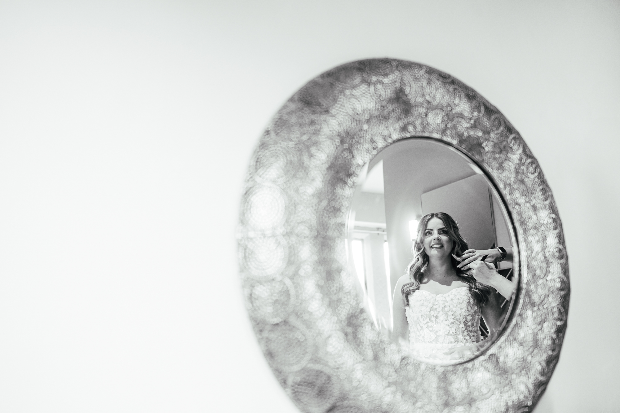 Best Wedding Photography 2024-027 svg+xml;charset=utf