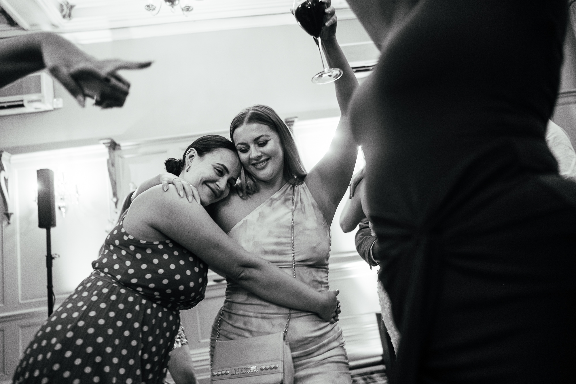 Best Wedding Photography 2024-040 svg+xml;charset=utf