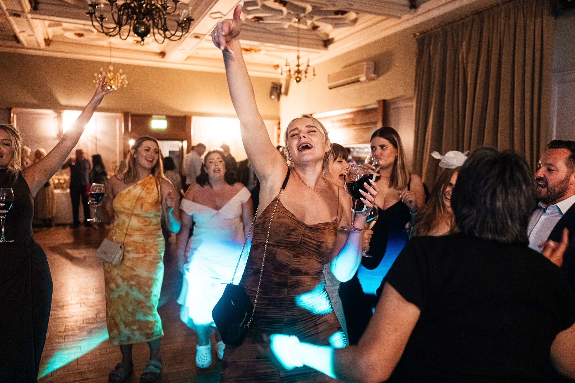 Best Wedding Photography 2024-041 svg+xml;charset=utf