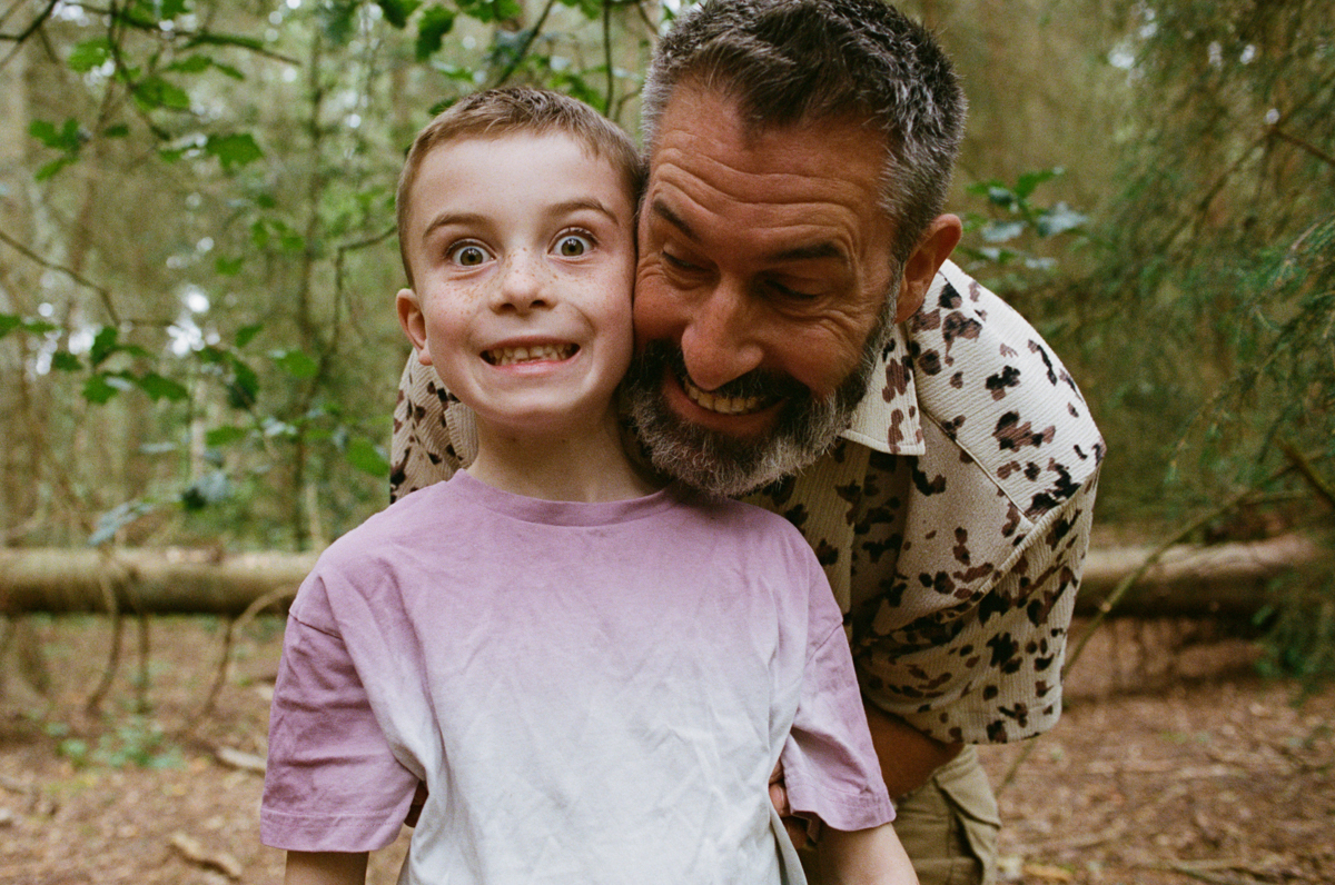 Ed Godden Family Shoot-014 svg+xml;charset=utf