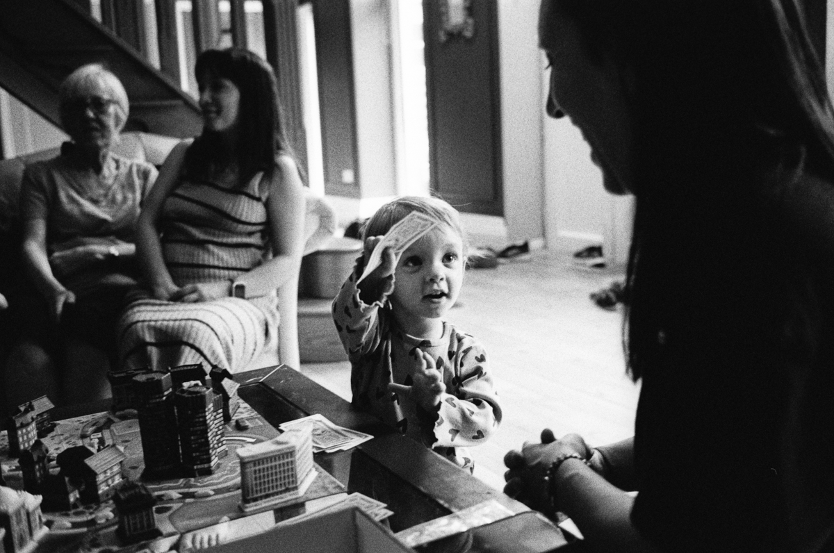 Ruth & David Family Shoot-023 svg+xml;charset=utf